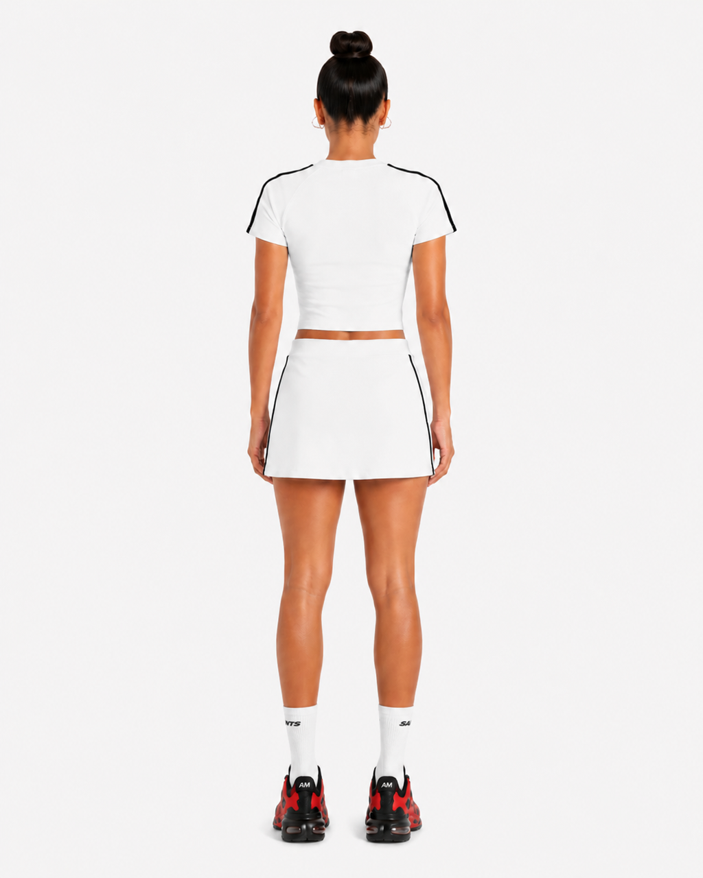 SAINTS IN LA Sporty Leisure Crop Tee