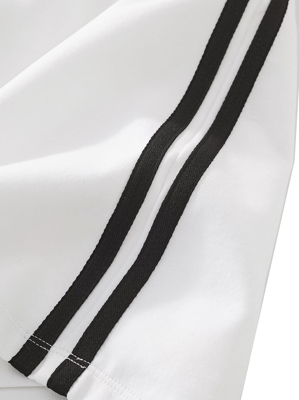 SAINTS IN LA Sporty Leisure Skirt|White